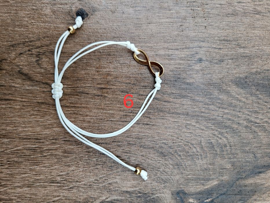 Гривна за ръка на конец