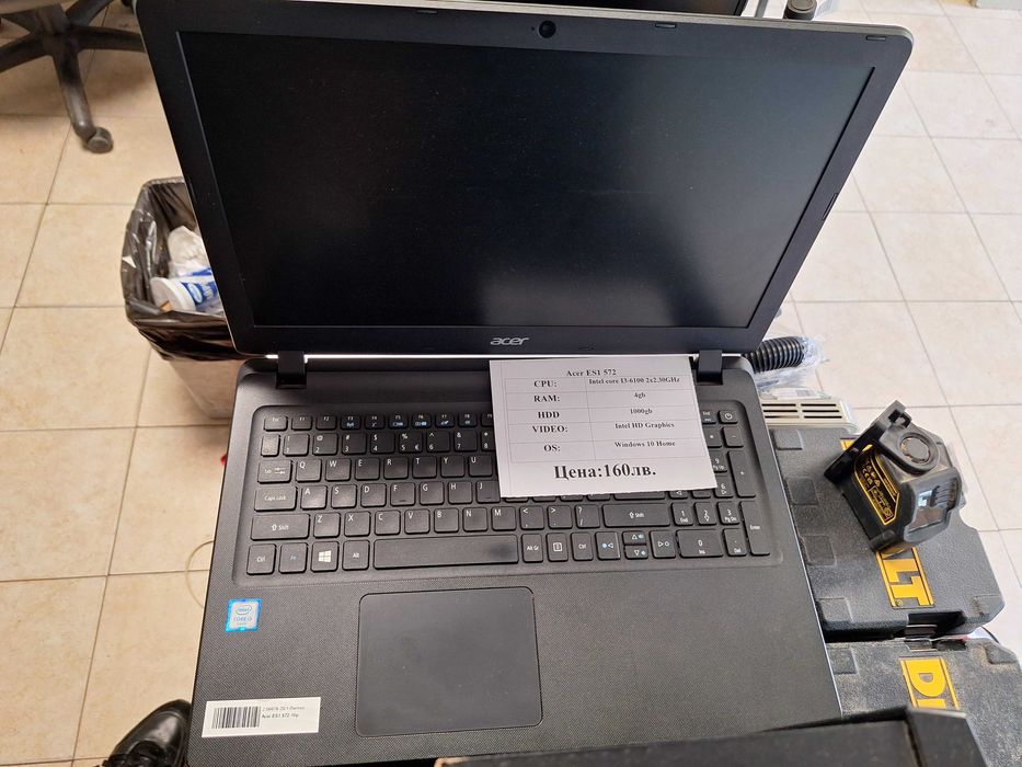 лаптоп ACER ES1 572