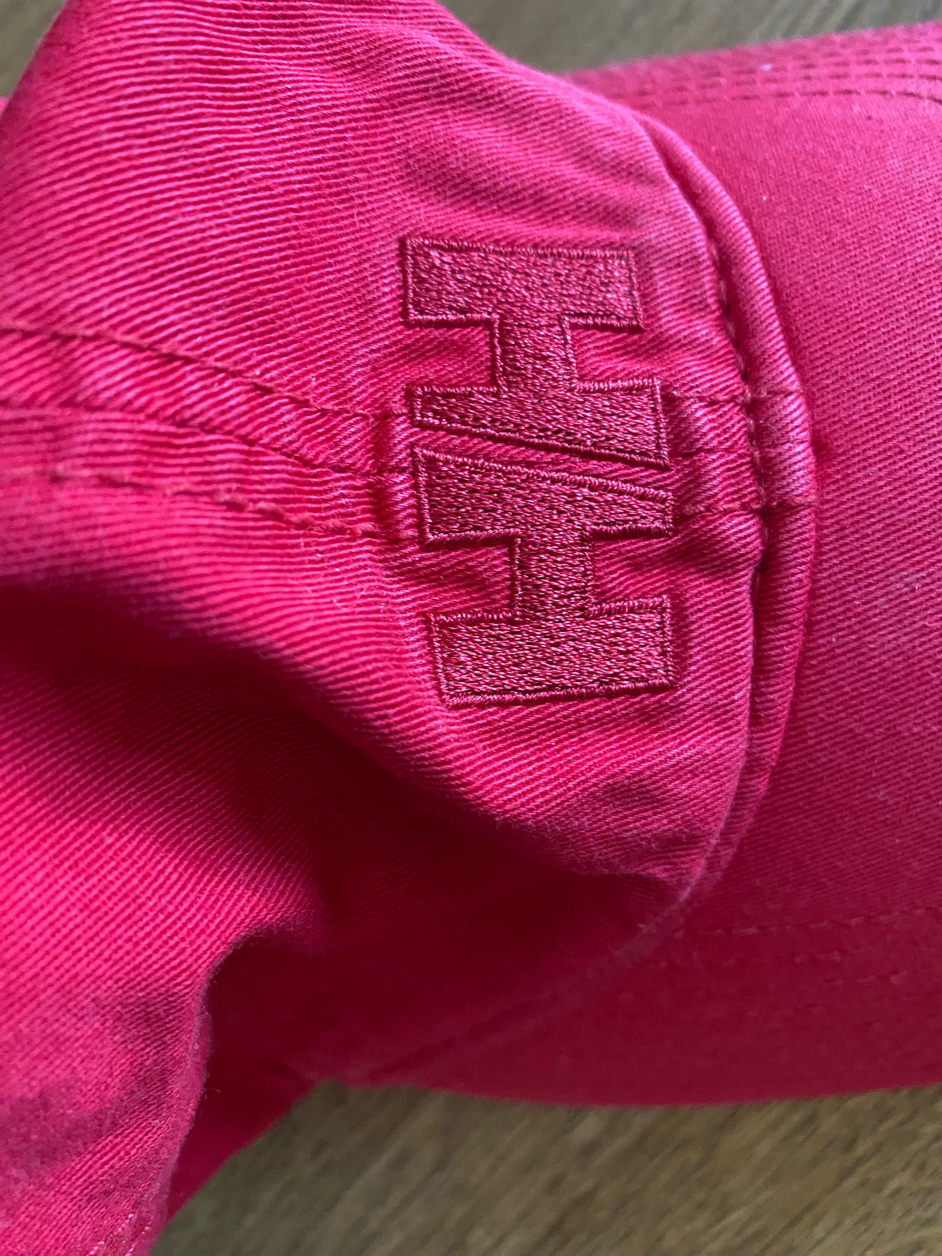 Шапка с козирка Helly Hansen