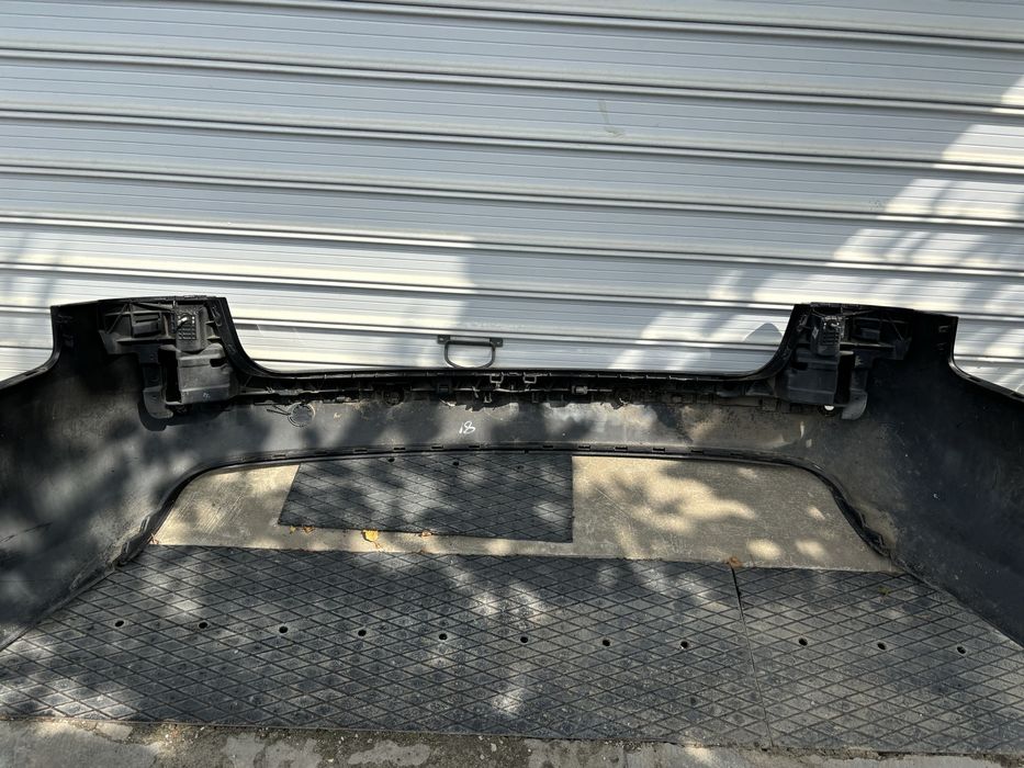 Оригинална задна броня за Audi A4 B8