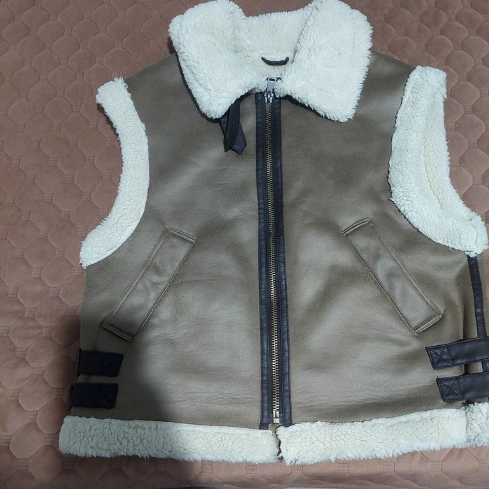 Дамски елек на Зара