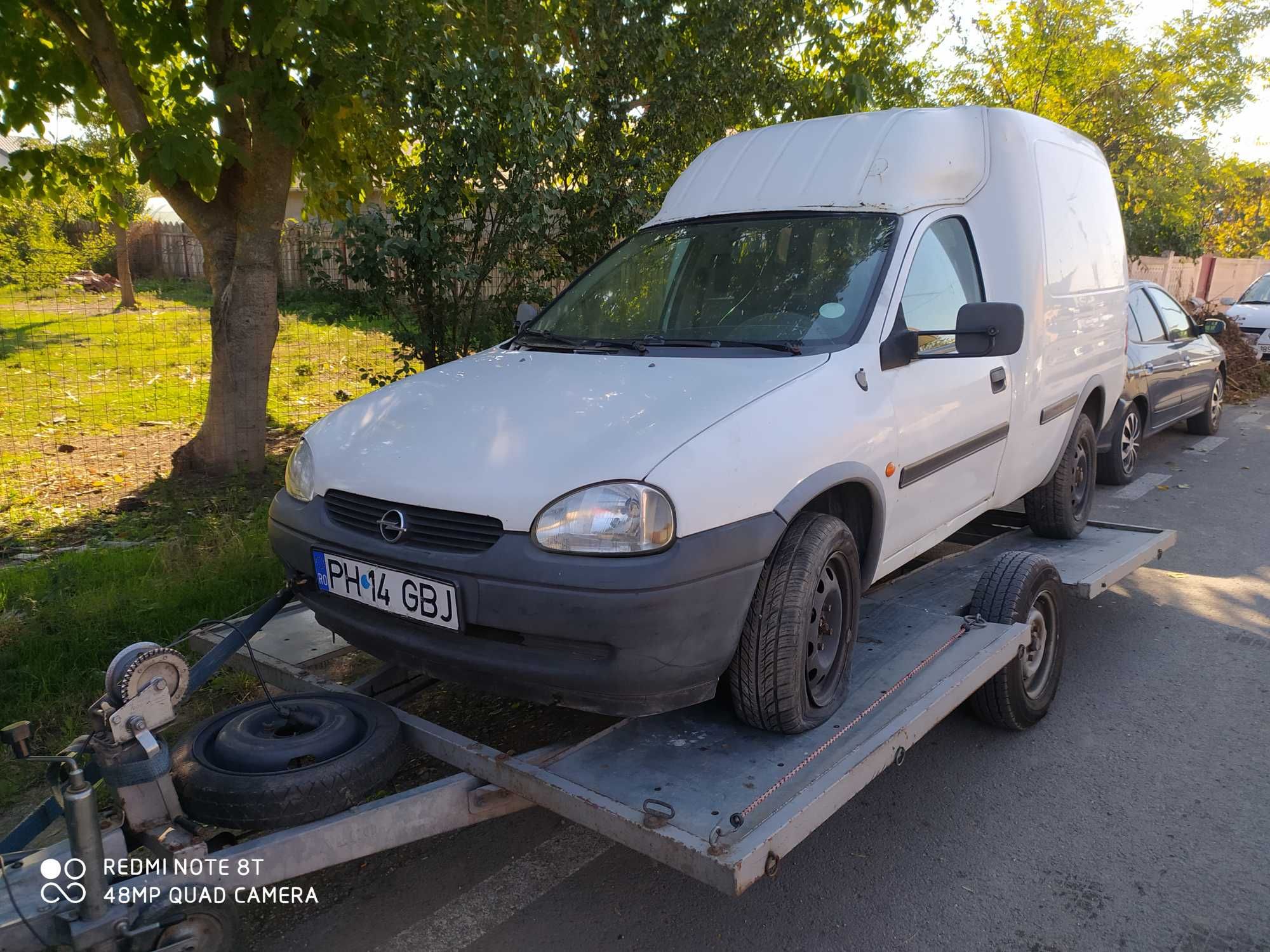 Dezmembrez Opel Combo 1.3CDTI 1700 CDTI.