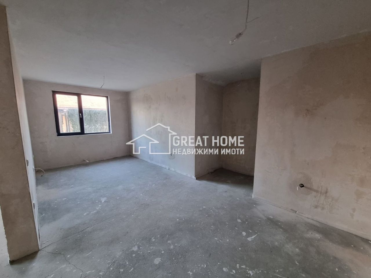 Продава се Тристаен апартамент в Търговище, Център - 84 кв.м за 881 €/кв.м - Снимка #1