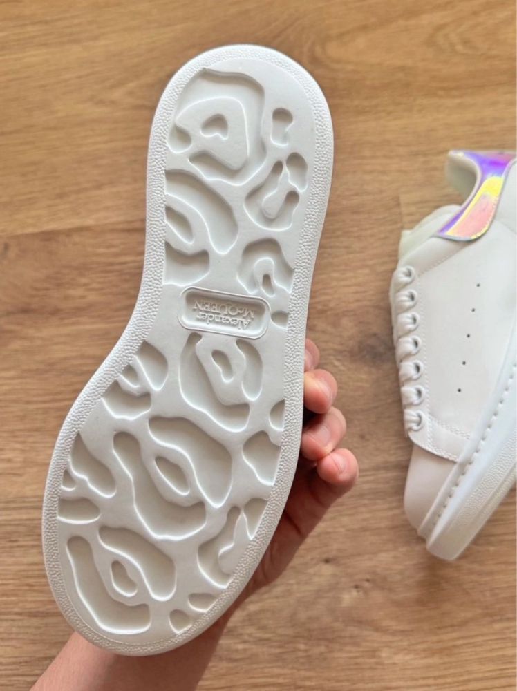sneakers alexander mcqueen shock pink
