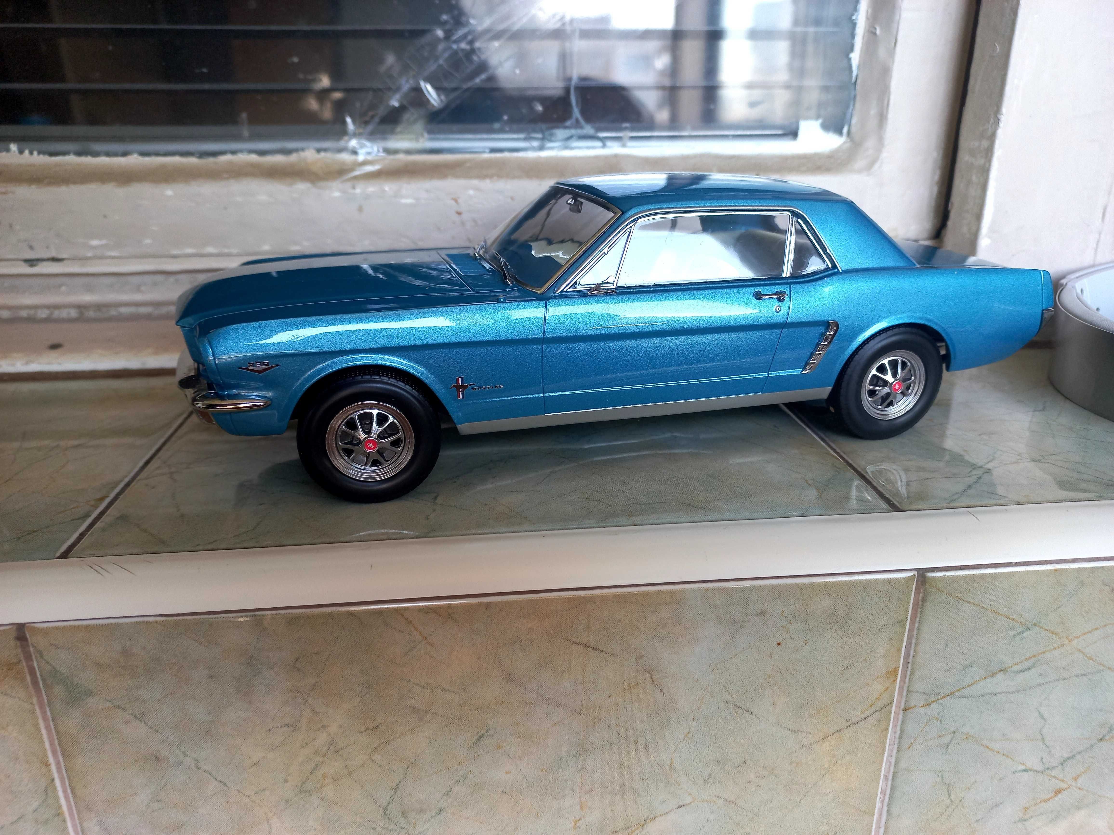 Ford Mustang 1965 1:18