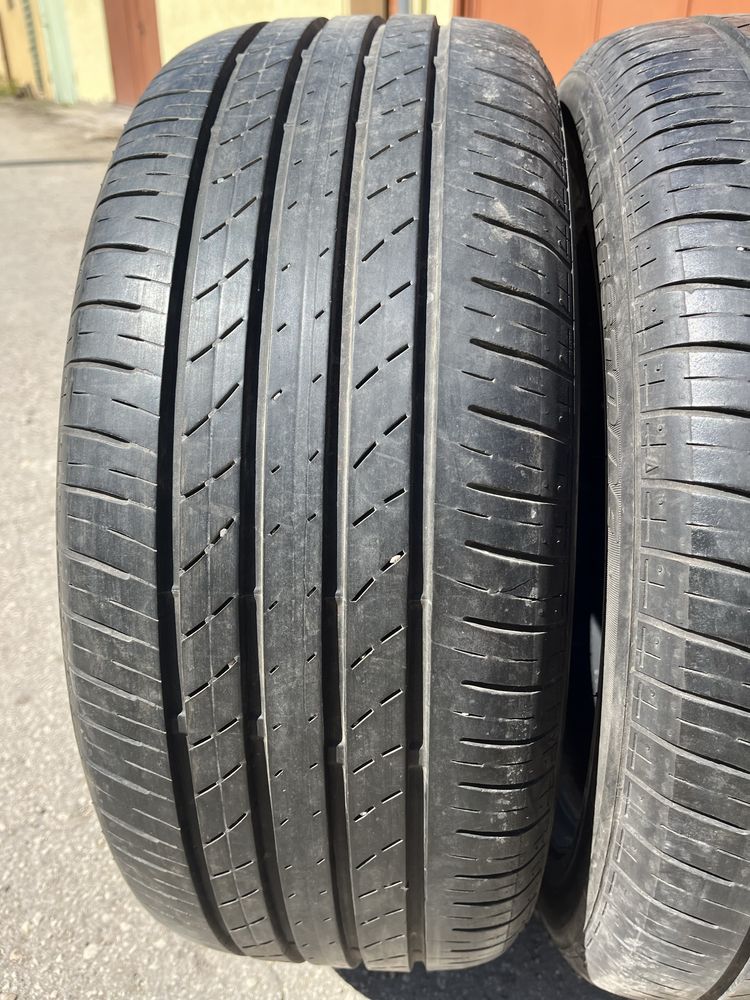 2 бр. летни гуми 215/50/17 Bridgestone DOT 0818 5,5 mm