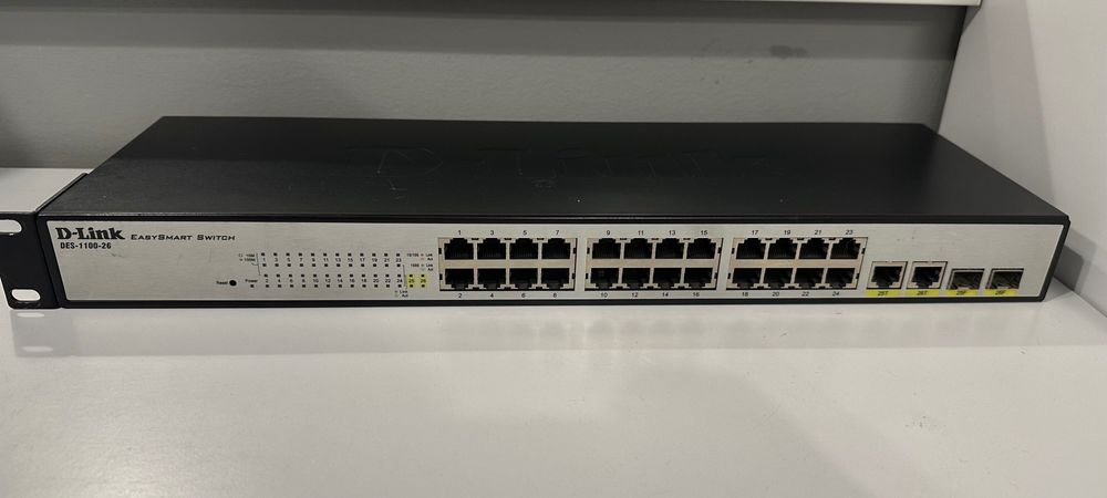Сетевой коммутатор D-Link DES-1100-26 EasySmart Switch