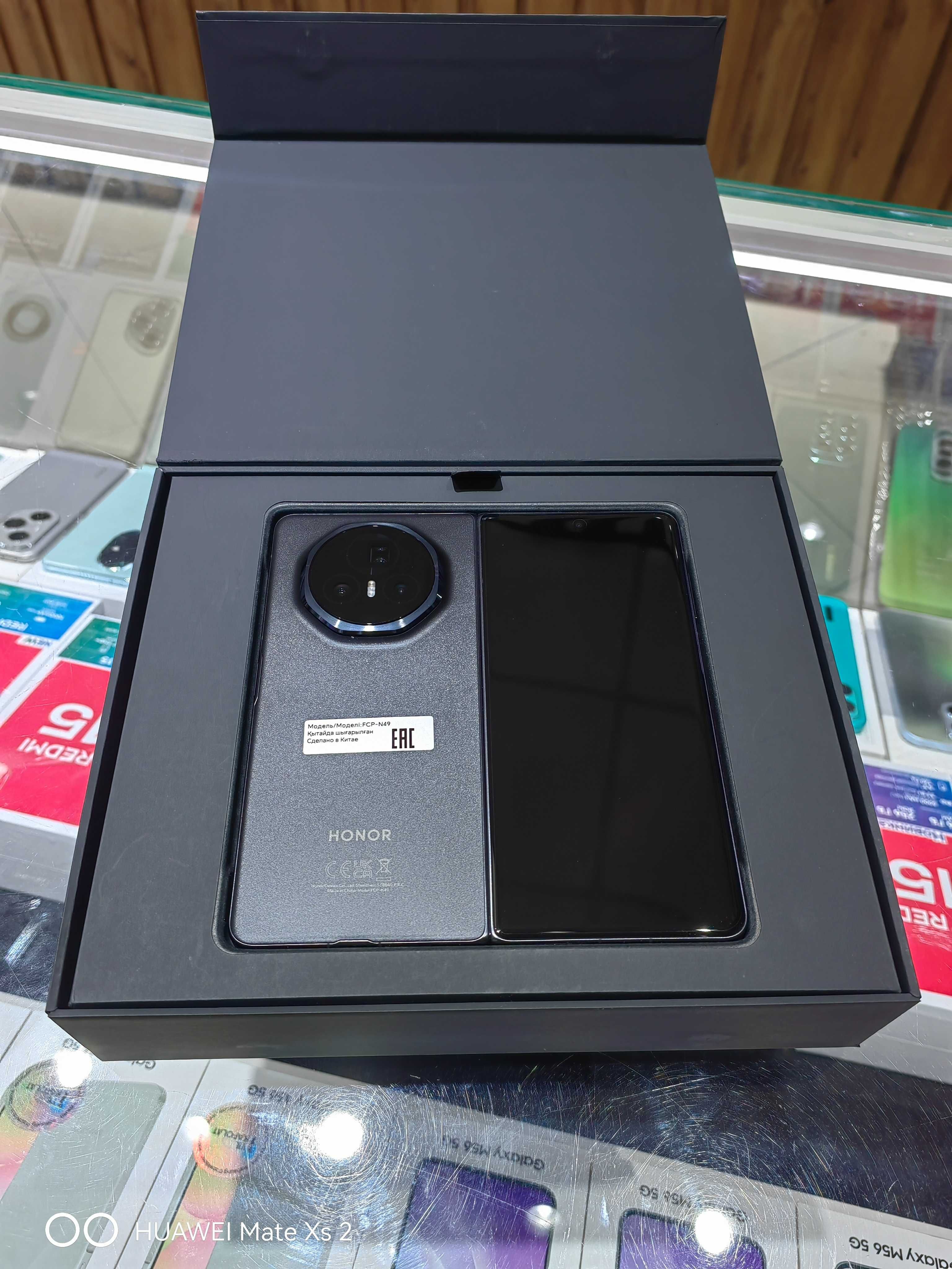 Honor Magic V3 12/512GB абсолютно новый с гарантией IMEI зарегистриров