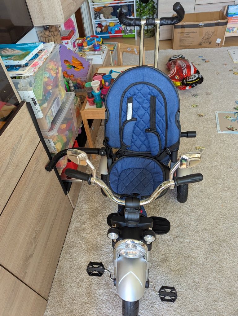 Tricicleta copii cu scaun reversibil si roti mari