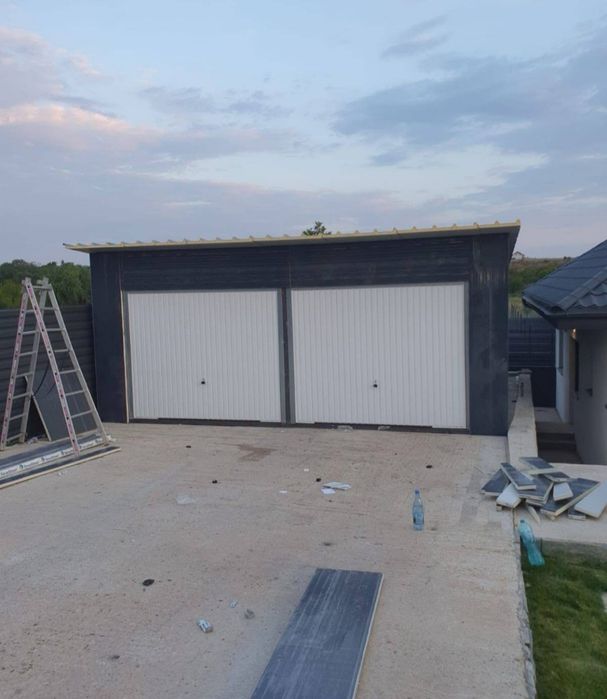 Vând garaje din panouri sandwich și magazine online din România și mag