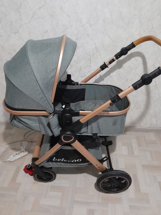 Продам коляску. Почти новая