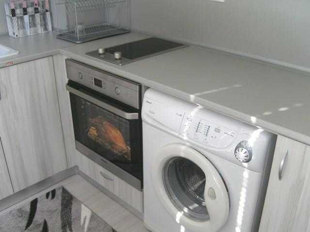 Дава се под наем Двустаен апартамент в София, Толстой - 54 кв.м за 325 € - Снимка #3