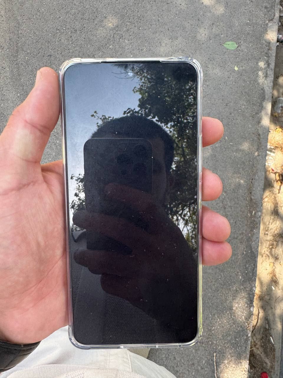 V 50 lite 1 hafta boldi olnganiga 256 gb