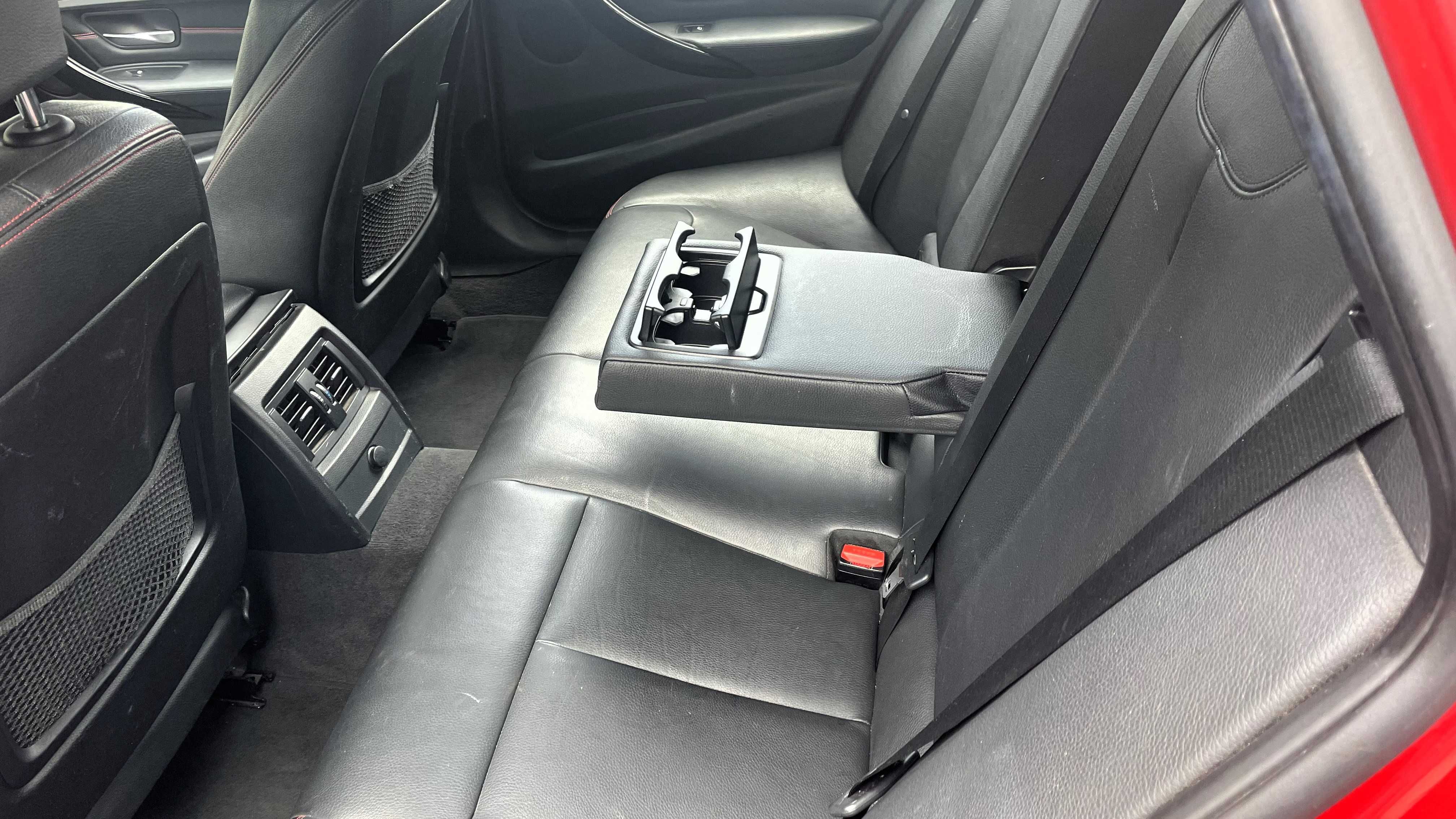 BMW F31 330d xDrive Sport Line