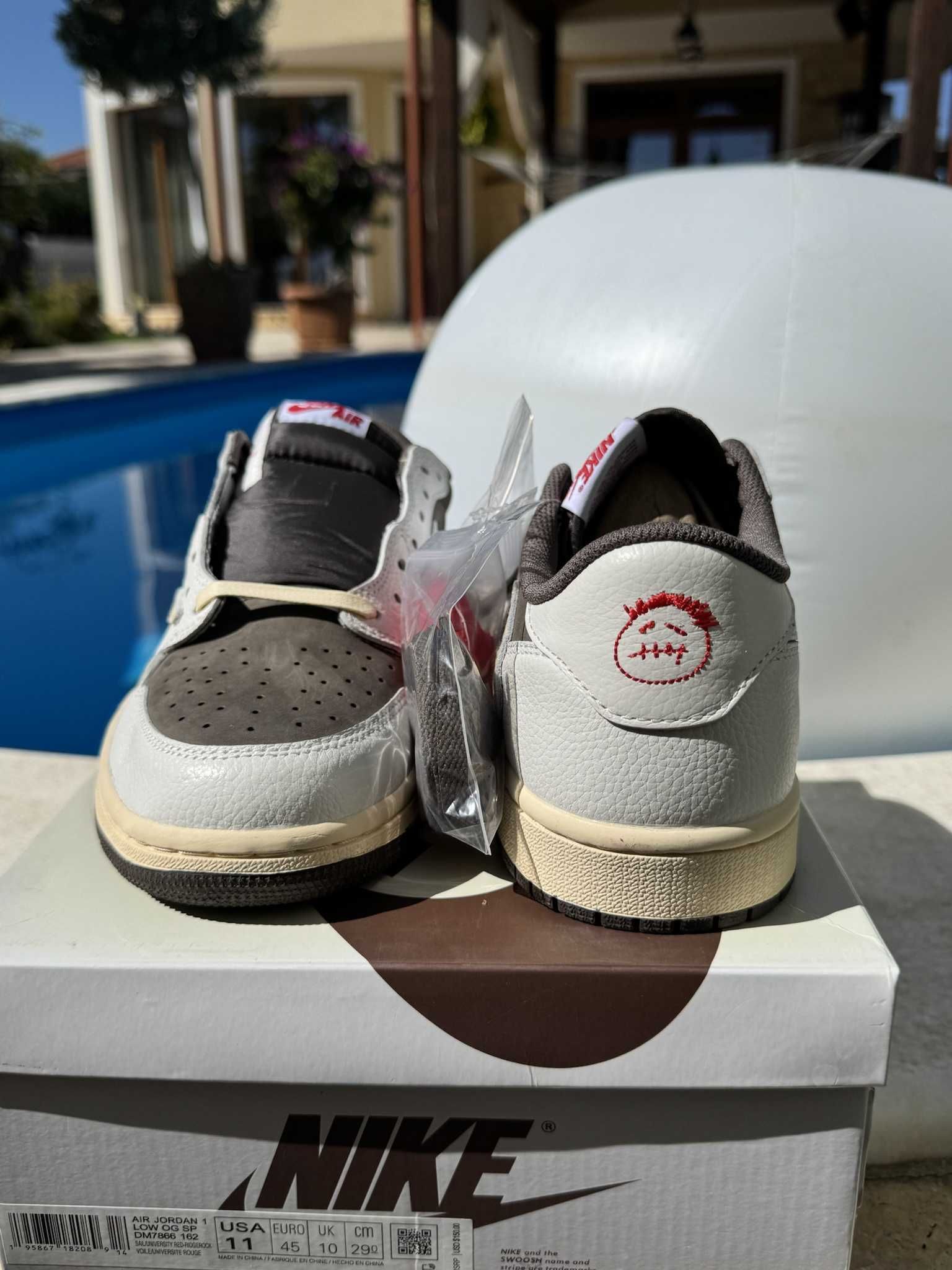Jordan 1 Retro Low Reverse Mocha Travis Scott 45 EUR + Кутия + Връзки