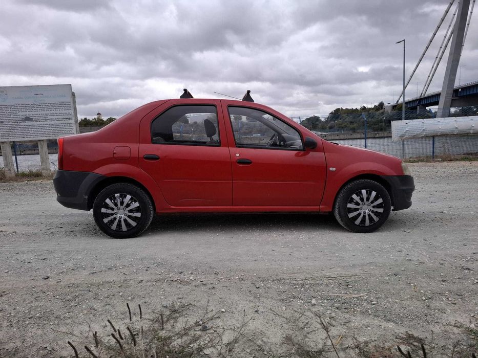 Logan din 2009, 1,4 benzina, abs, airbag,taxe mici ,in stare foarte bu