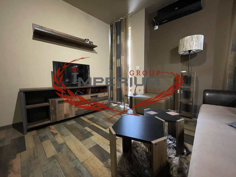 Дава се под наем Двустаен апартамент в Варна, Колхозен пазар - 65 кв.м за 408 € - Снимка #2