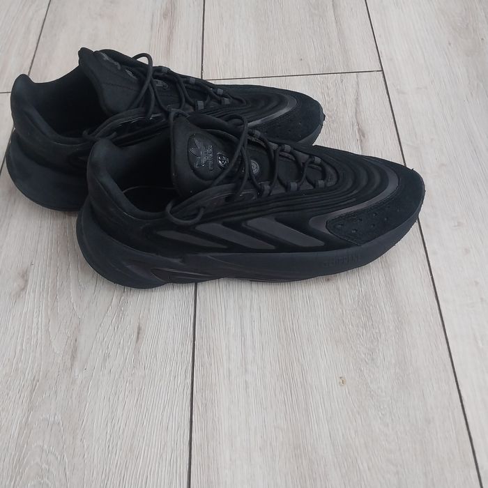 Кроссовки Adidas