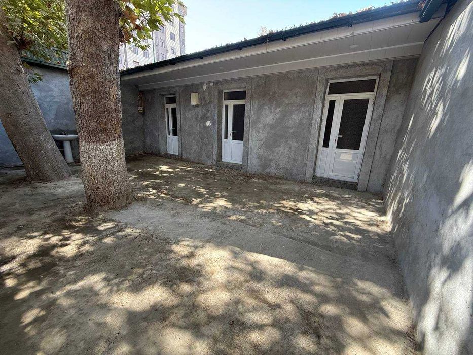 Kichikroq hovli sotiladi 48000$$$