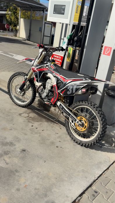 Vând Honda CRF450R