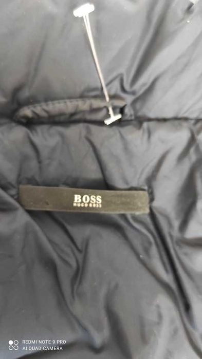 Geaca Hugo Boss marimea 40 dama