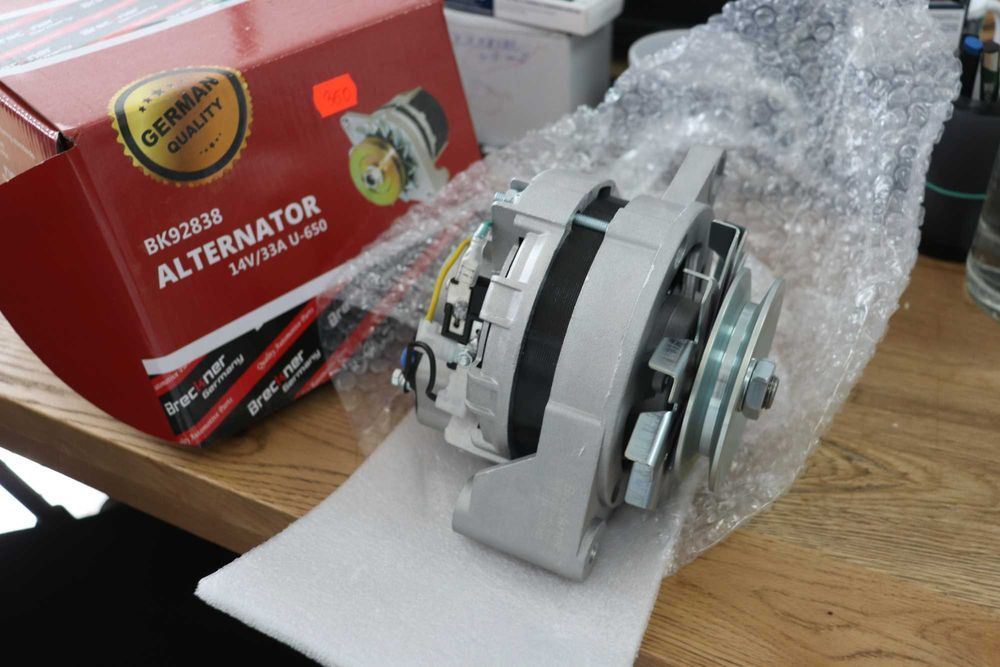 Alternator Nou cu releu incorporat 14V/33A UTB U-650 Garantie AgroMir