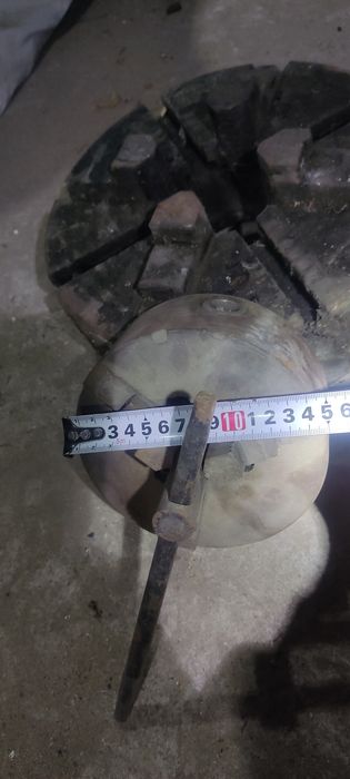 Токарный патрон 16см