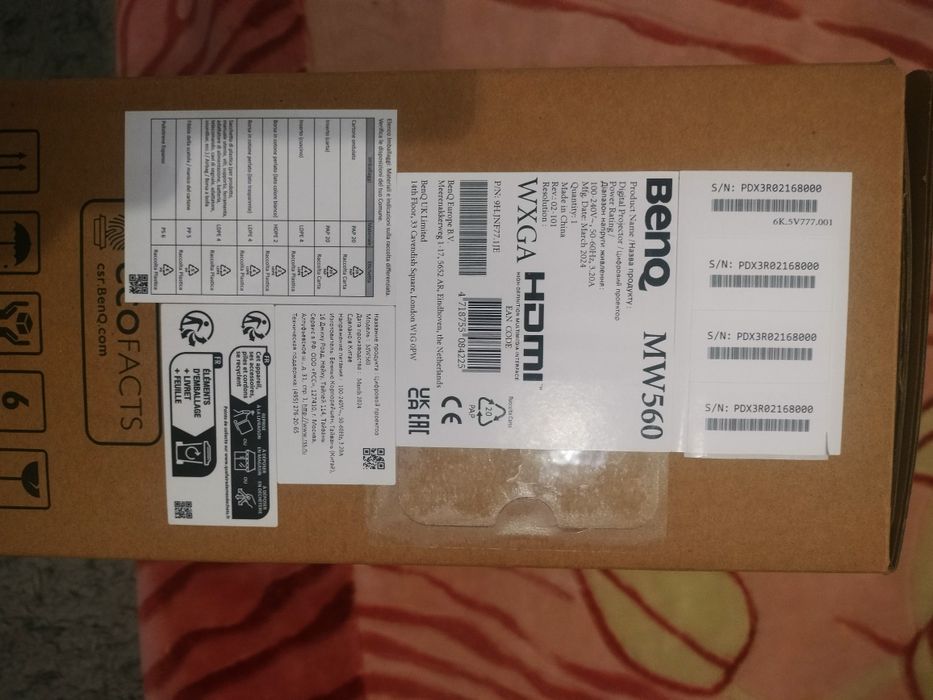 Vând Videoproiector BenQ WXGA 1280*800, MW560, 4000 lumeni, NOU Sigila