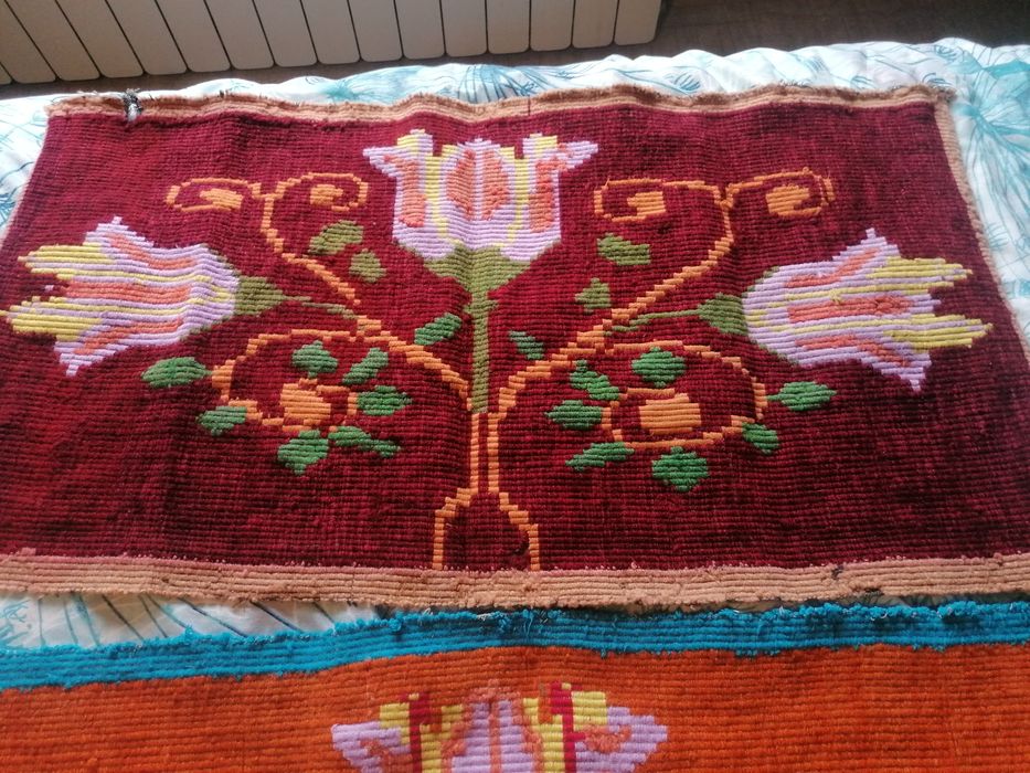 Carpete din lână, foarte vechi!