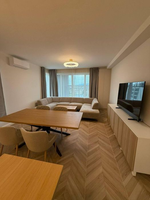 Дава се под наем Тристаен апартамент в София, Витоша - 140 кв.м за 1299 € - Снимка #2