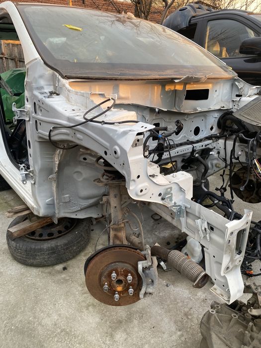 Lonjeron dreapta față Nissan Qashqai J11 1.5 dCi 2016