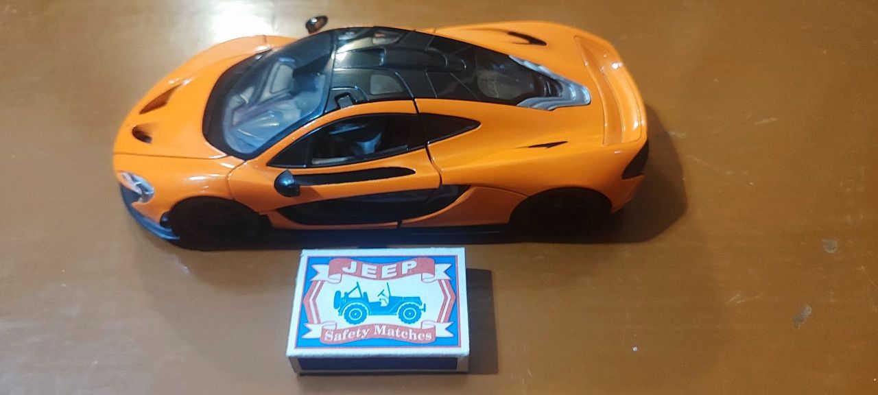 Модели автомобилей 4шт С НУЛЕВЫМ ПРОБЕГОМ)