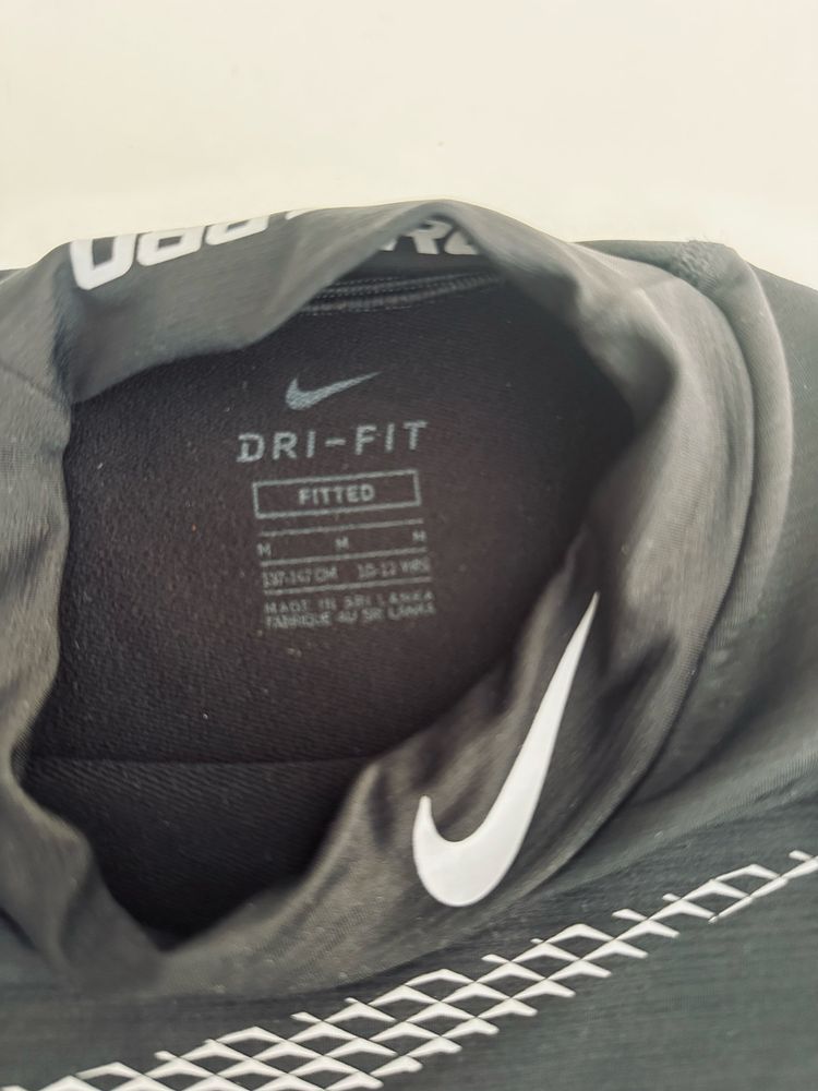 Оригинална детска блуза Nike