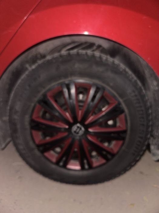 Продам шины с дисками зима 195/65/R15
