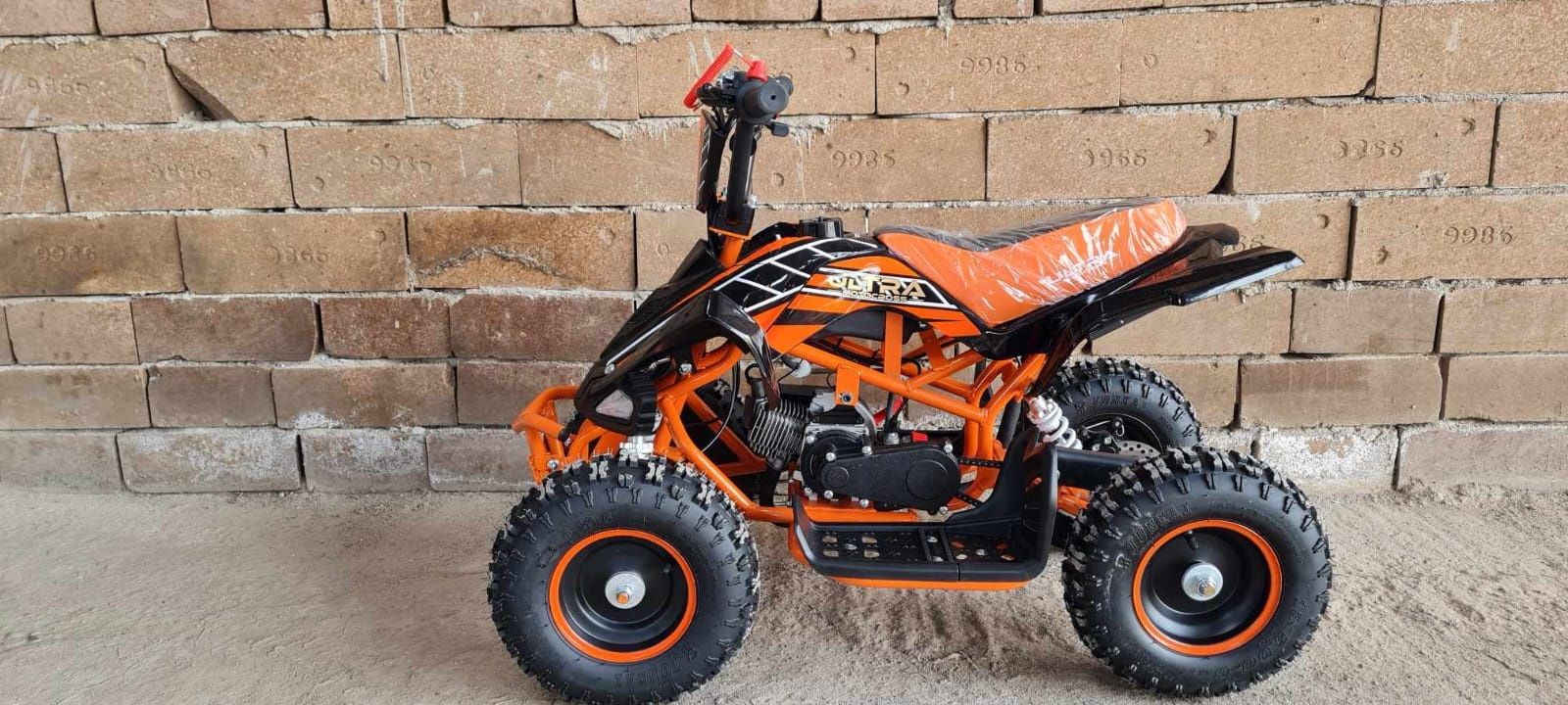 Atv Quad adus din Germania pentru copii cu motor pe benzina in 2 timpi