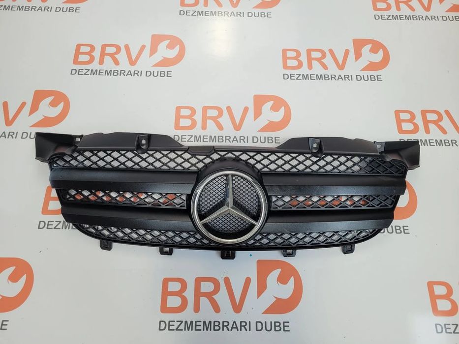 Grila capota pentru Mercedes Sprinter Euro 4 / Euro 5 (2006-2015) an f