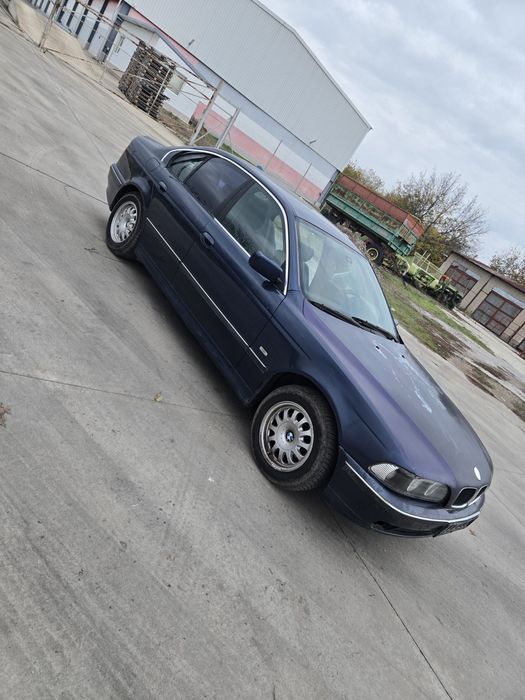 Бмв е39 520i Автомат  НА ЧАСТИ