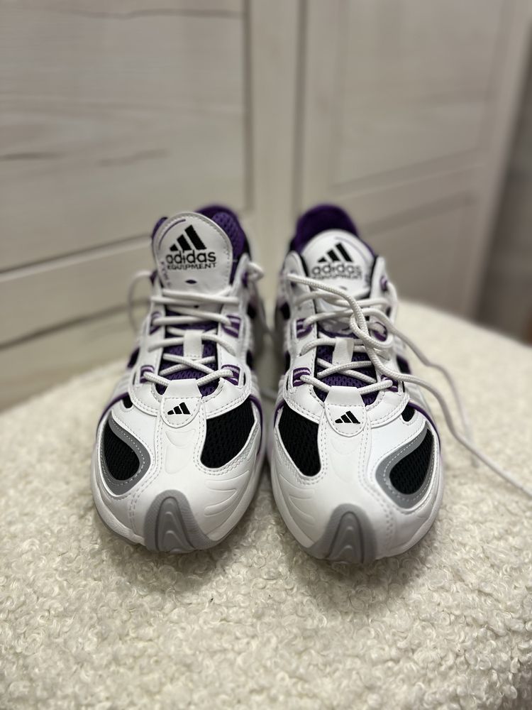 Маратонки Adidas