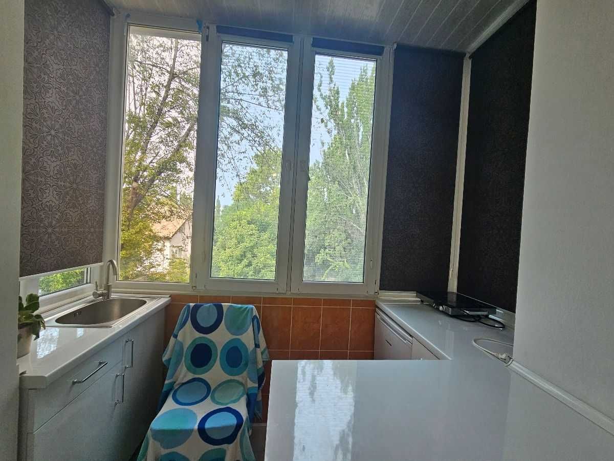 Дава се под наем Едностаен апартамент в София, Люлин 5 - 25 кв.м за 300 € - Снимка #2