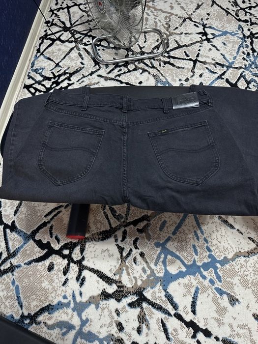 Джинсы Lee taper fit р 35/32