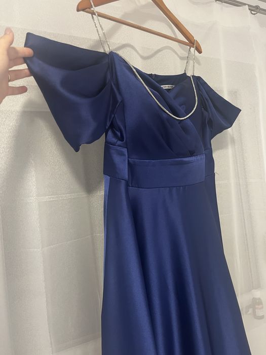 Rochie albastra evenimente