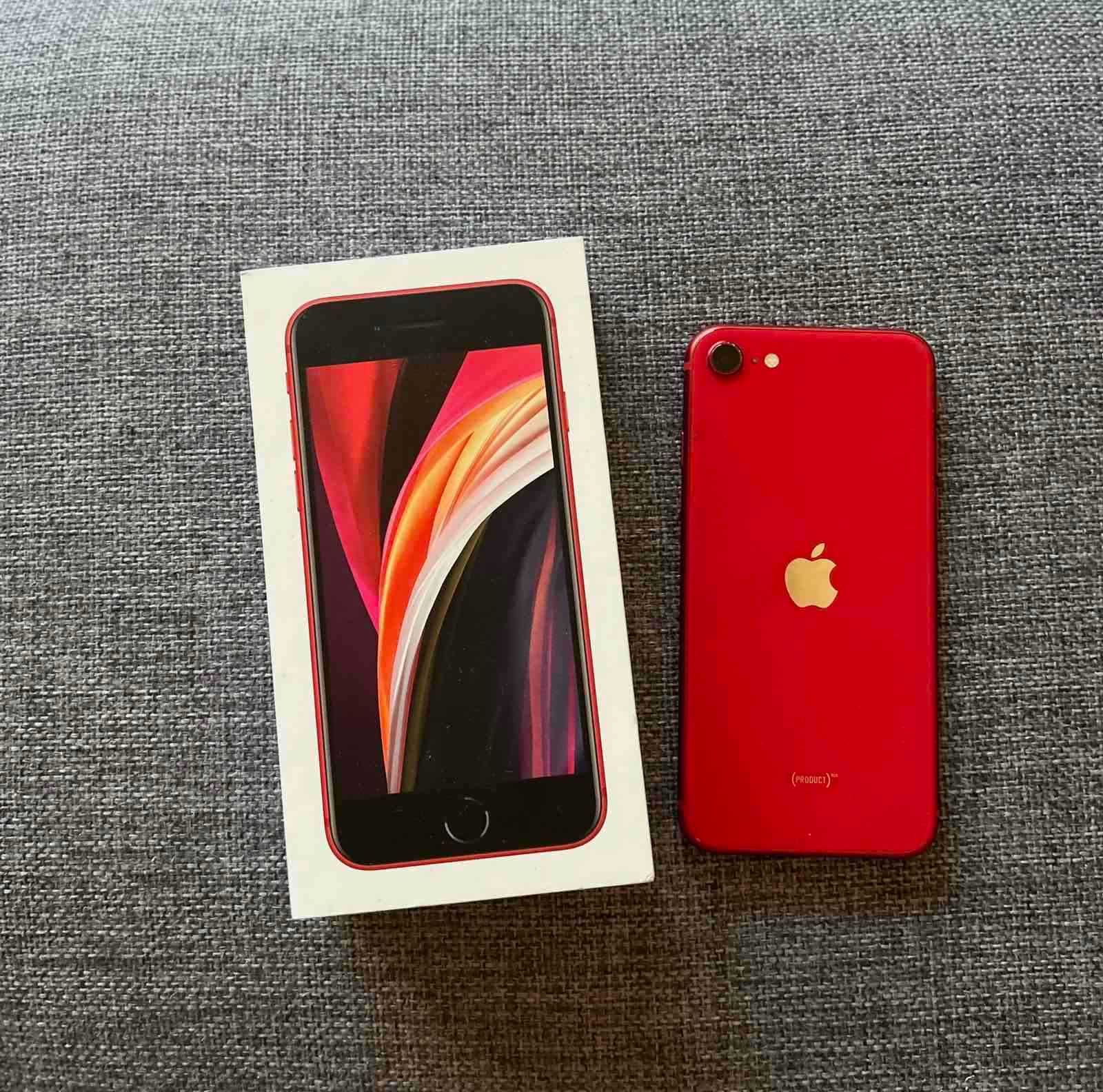 Iphone SE 20 червен