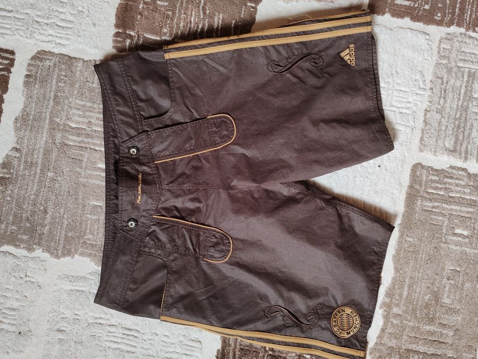 Pantaloni scurți Oktoberfest Bayern München 2013/14