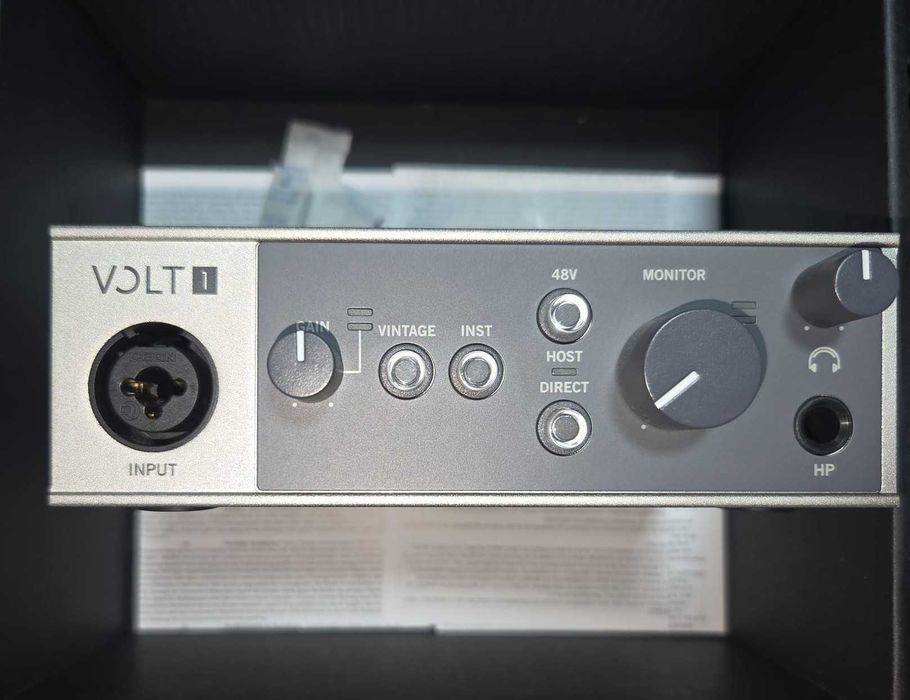 Interfata Universal Audio Volt 1 USB Recording Studio + Cablu XLR Adam