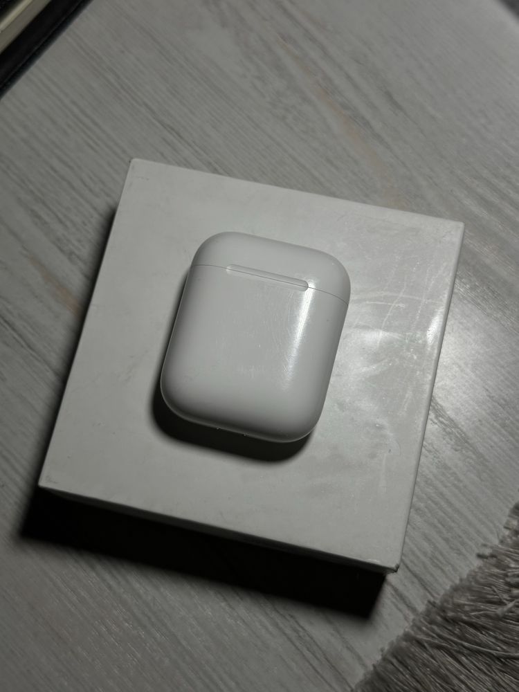 AirPods 2 оригинал — кейс + правый наушник + коробка + кабель