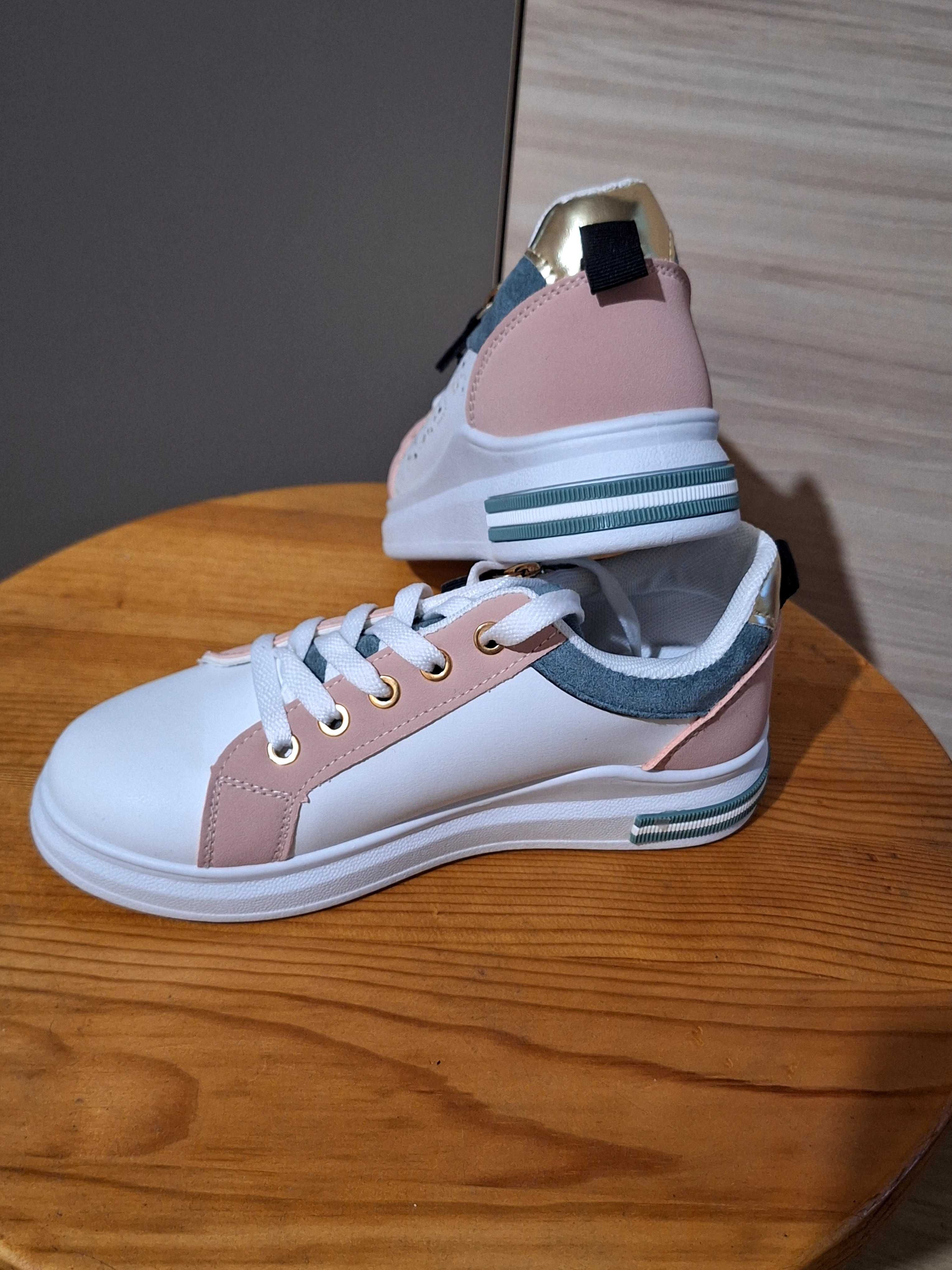 Цветни кецове zapatos