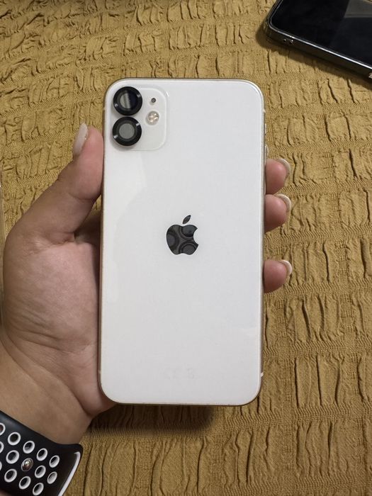 iPhone 11 128gb ёмкость аккумулятора 78%.