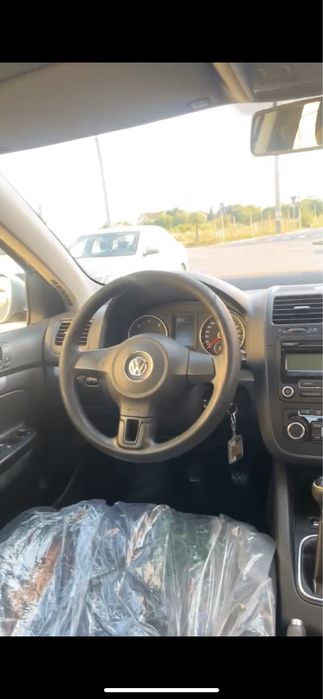 Volkswagen Jetta 2009.    1.6 TDI