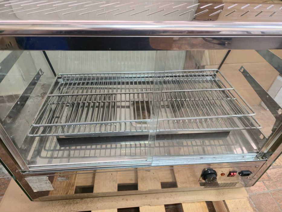 Топла настолна витрина 160л