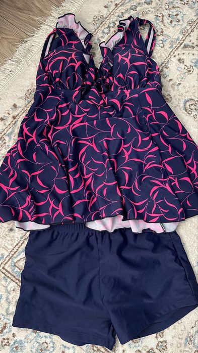 Продам купальник